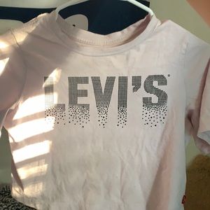 Kids Medium Cropped Levi’s Shirt